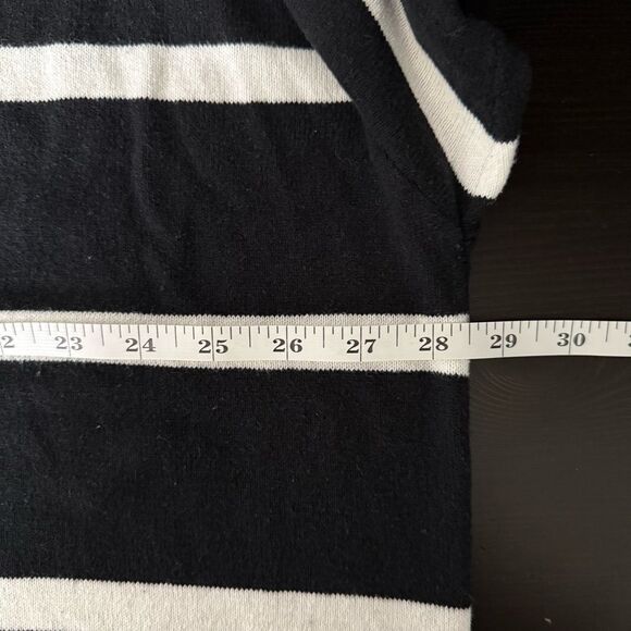 Torrid Sweater Sz 3X Black White Striped Knit Collared V Neck Preppy Office - Picture 11 of 12